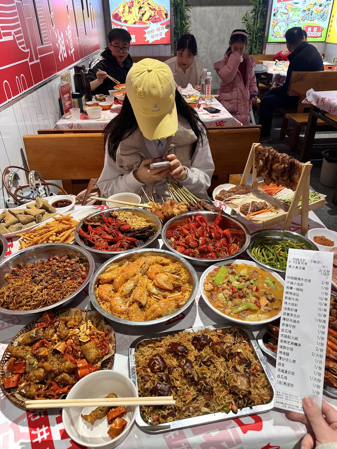 感谢何老师🥹🥹下高铁第一顿好吃到晕厥！！！