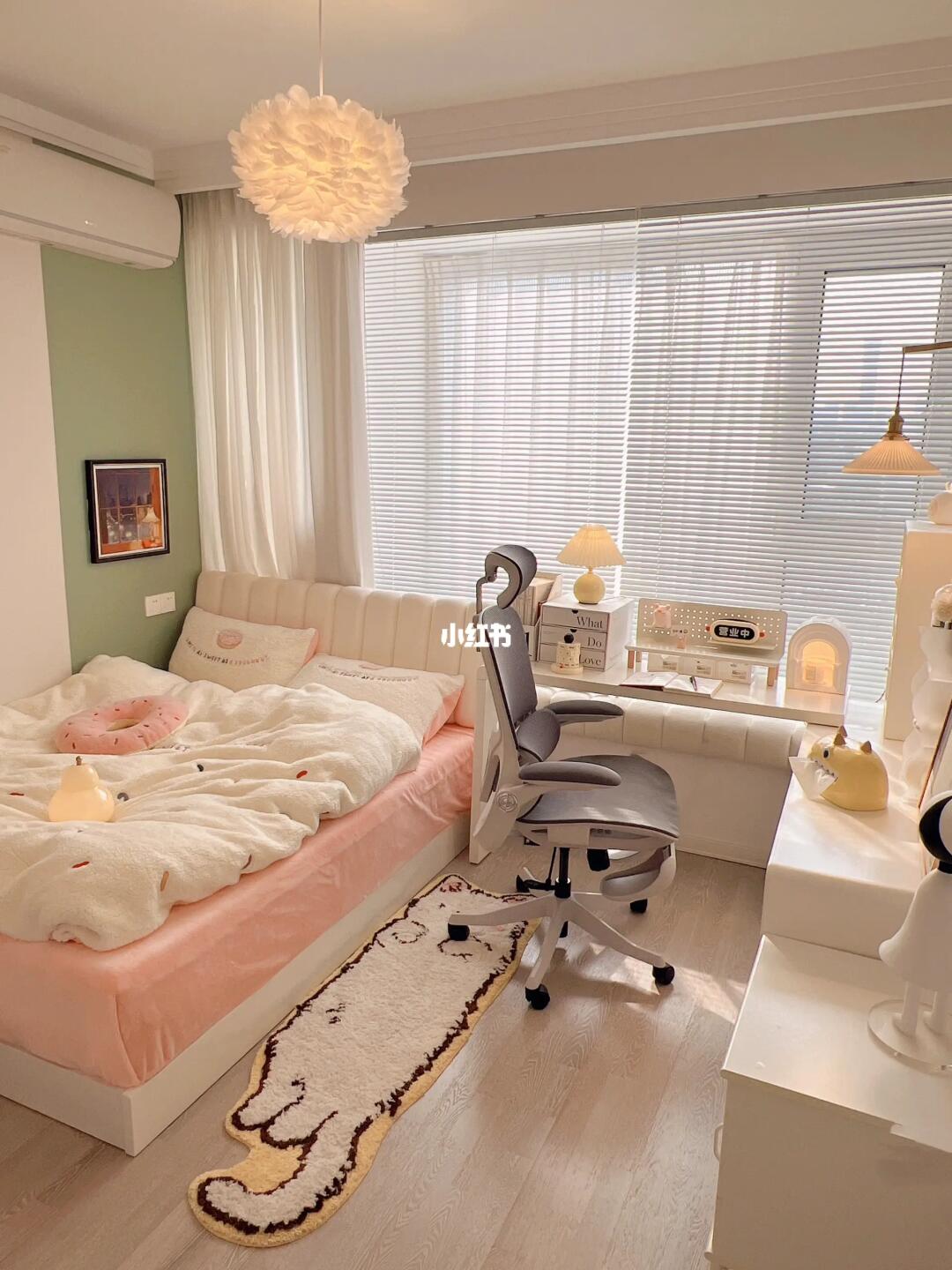 8㎡卧室也能有办公区‼️多亏我家人体工学椅