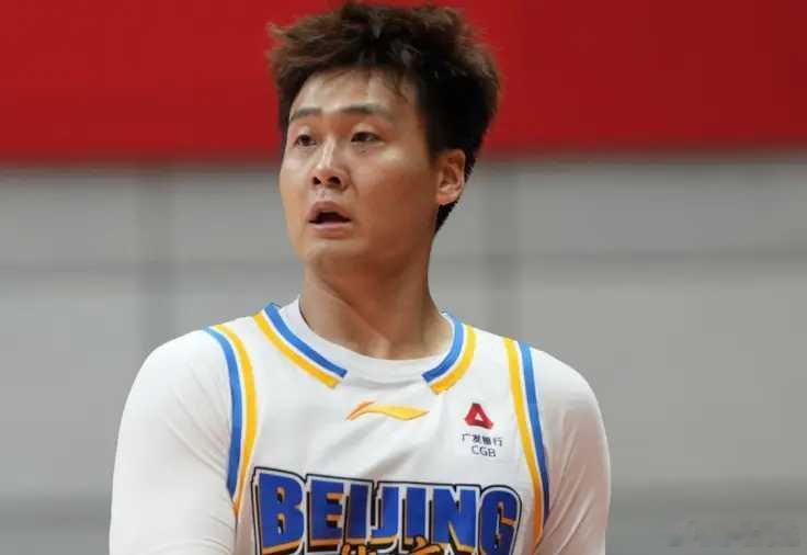 北京时间1月28日，2025-26赛季CBA常规赛北京客场对阵天津，在本场焦点京