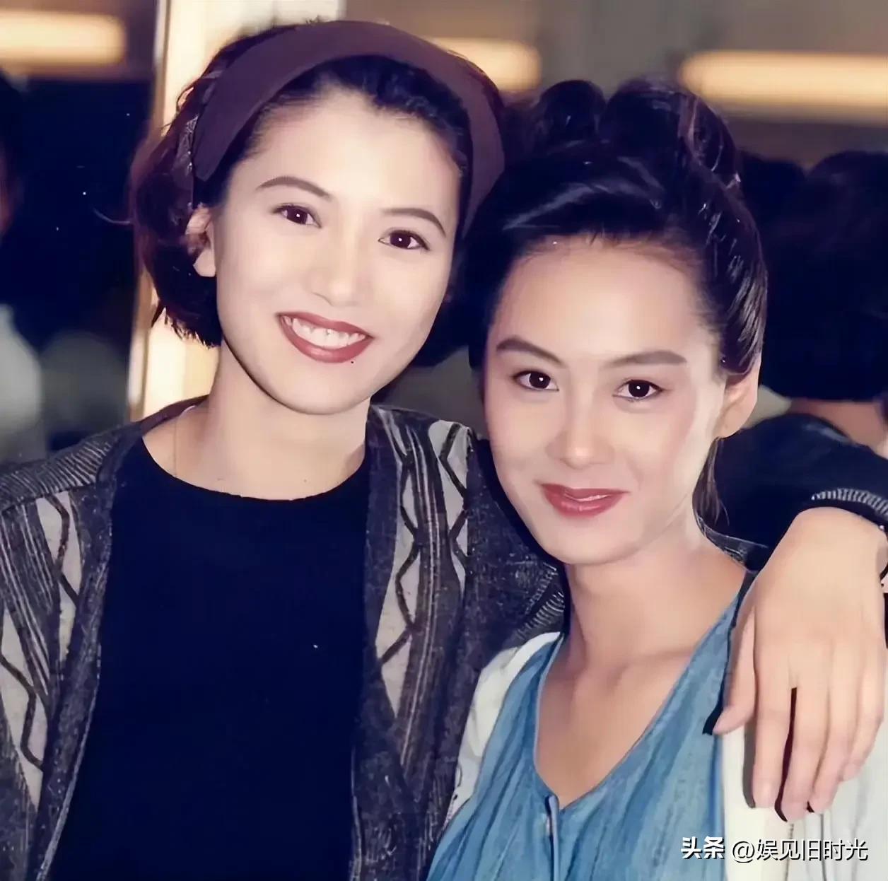 袁咏仪和友人一起吃饭，别人喊她靓靓姐，她儿子就疑惑:“为什么这样喊？我不觉得她很