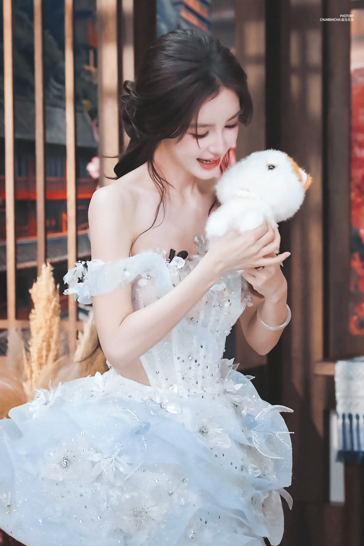 🔹angelababy  ×  红蜻蜓直播angelababy 图片里有两只小