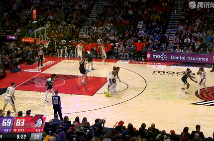 得亏是斯玛特手感好，三分6中4拿下20分湖人vs开拓者