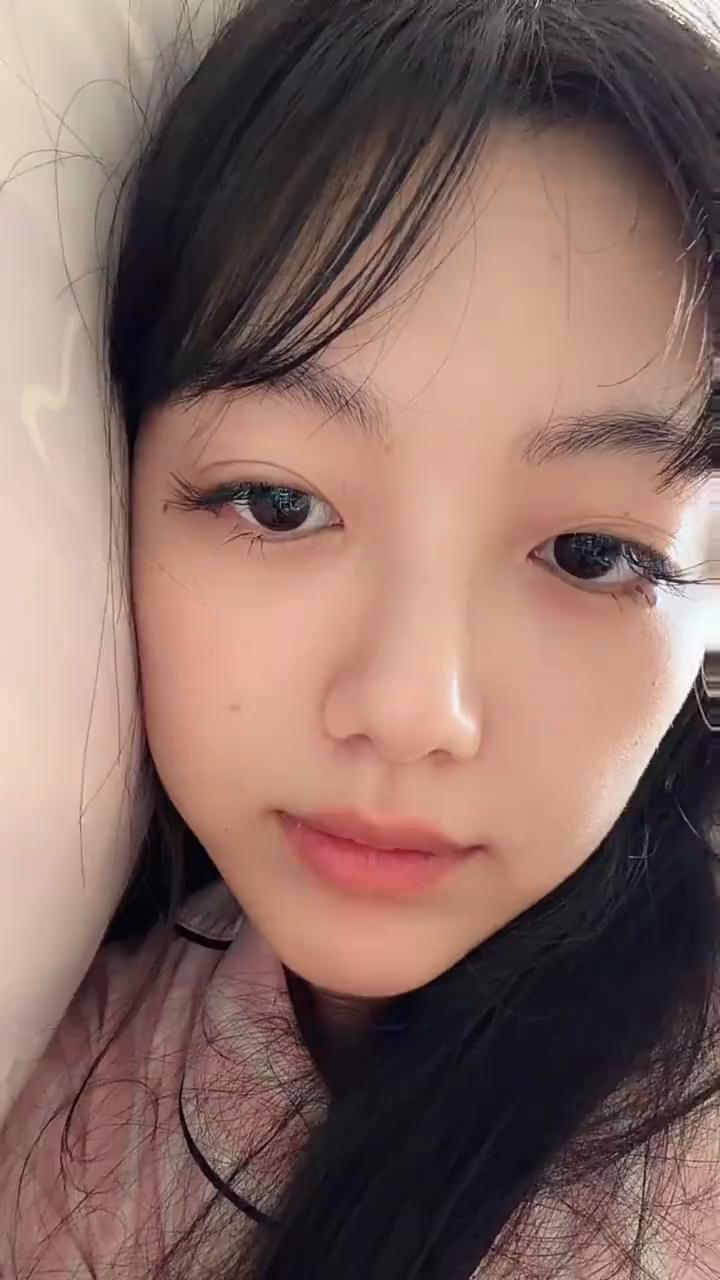 不高兴了。真的不高兴，之前是睡一觉就能红，结果我今天是红着，然后睡了一觉变绿了。