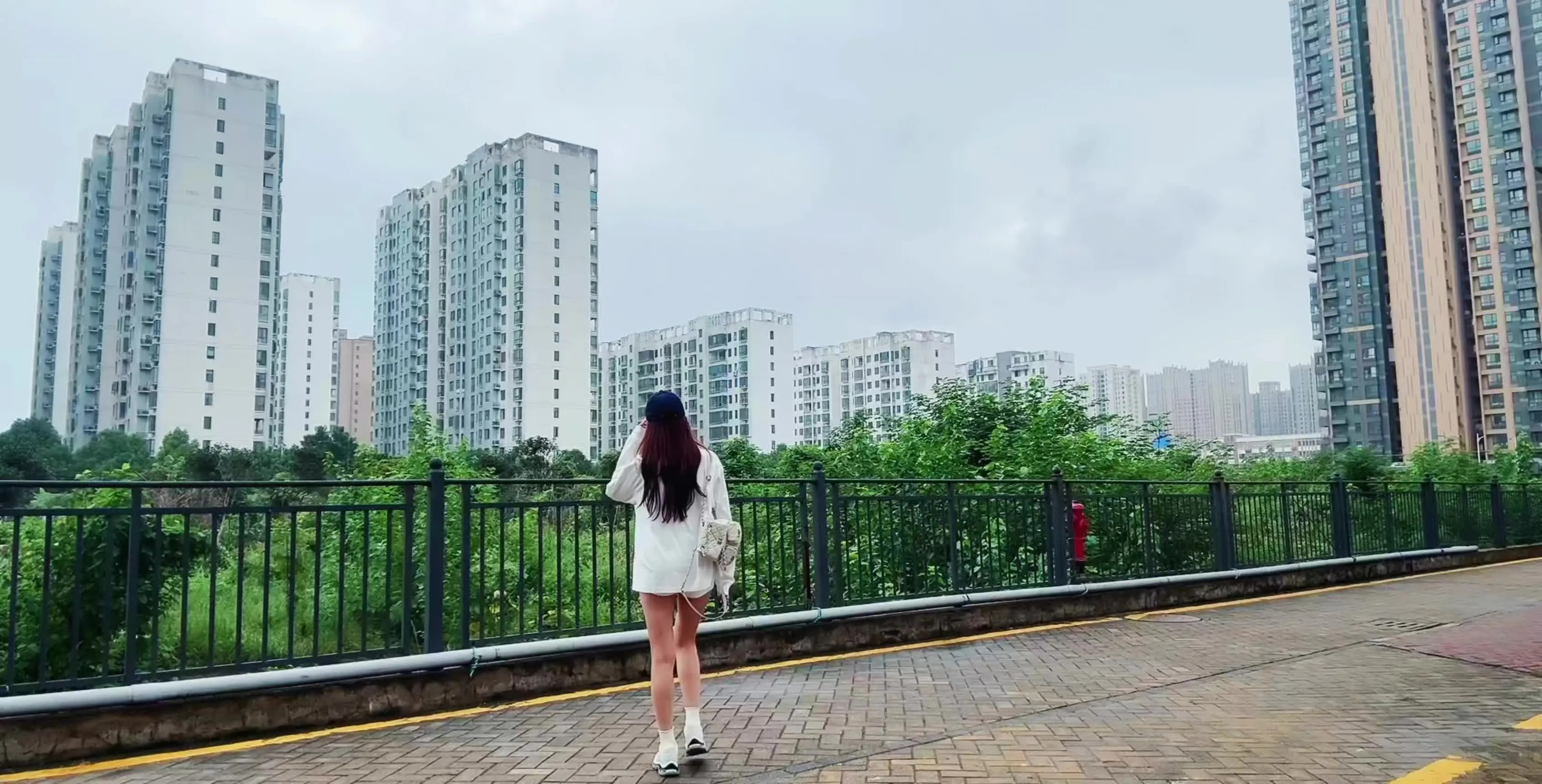 雨天的救赎感 谁懂