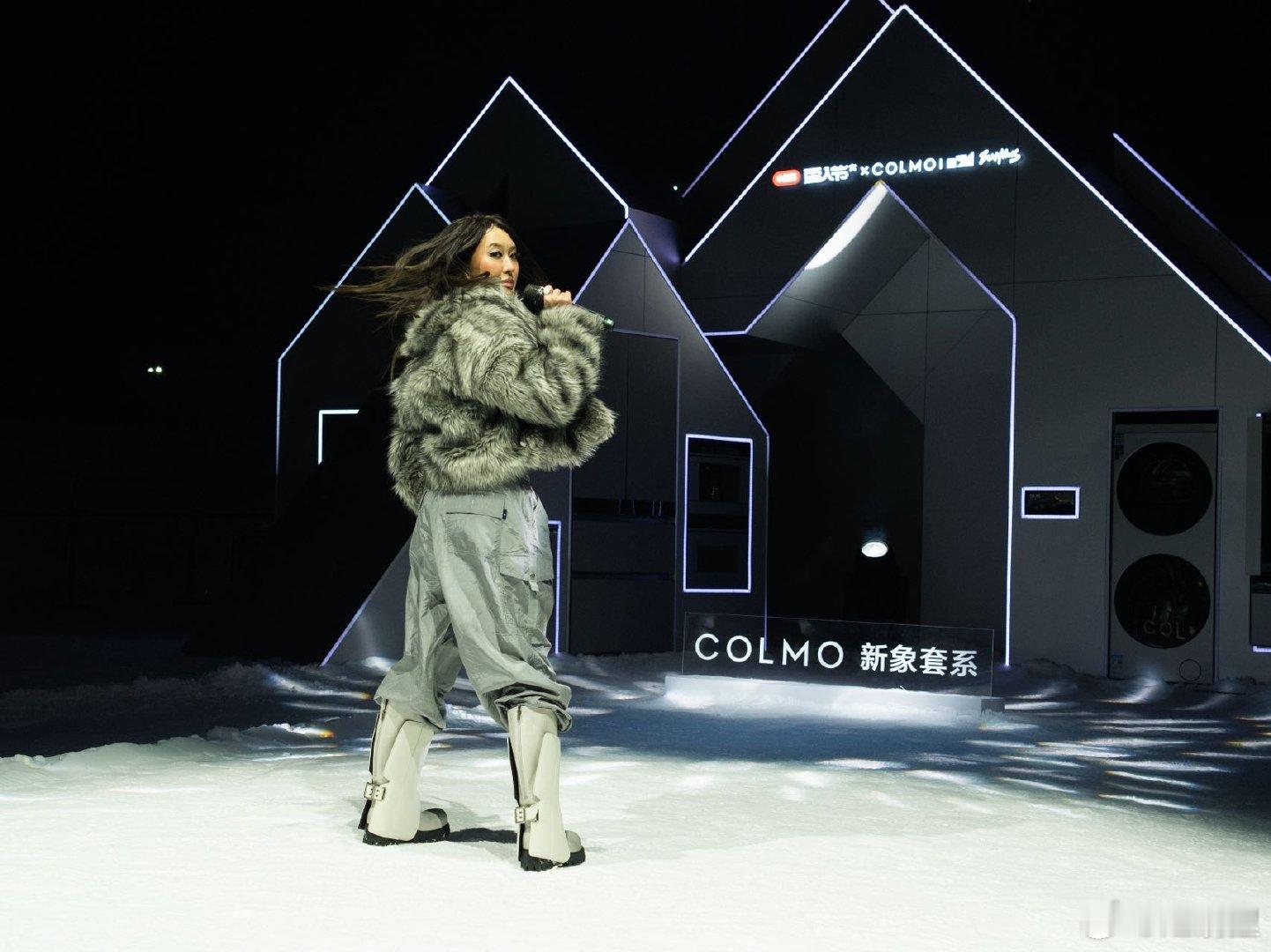 别人帅了一阵子吴彦祖帅了一辈子我是不会放弃去阿勒泰的把吴彦祖请来设计COLMO阿