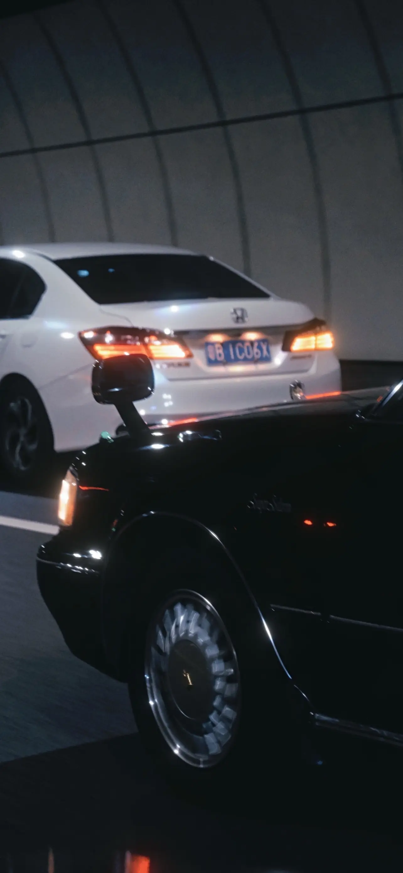 “都过去那么久 为什么你还耿耿于怀”