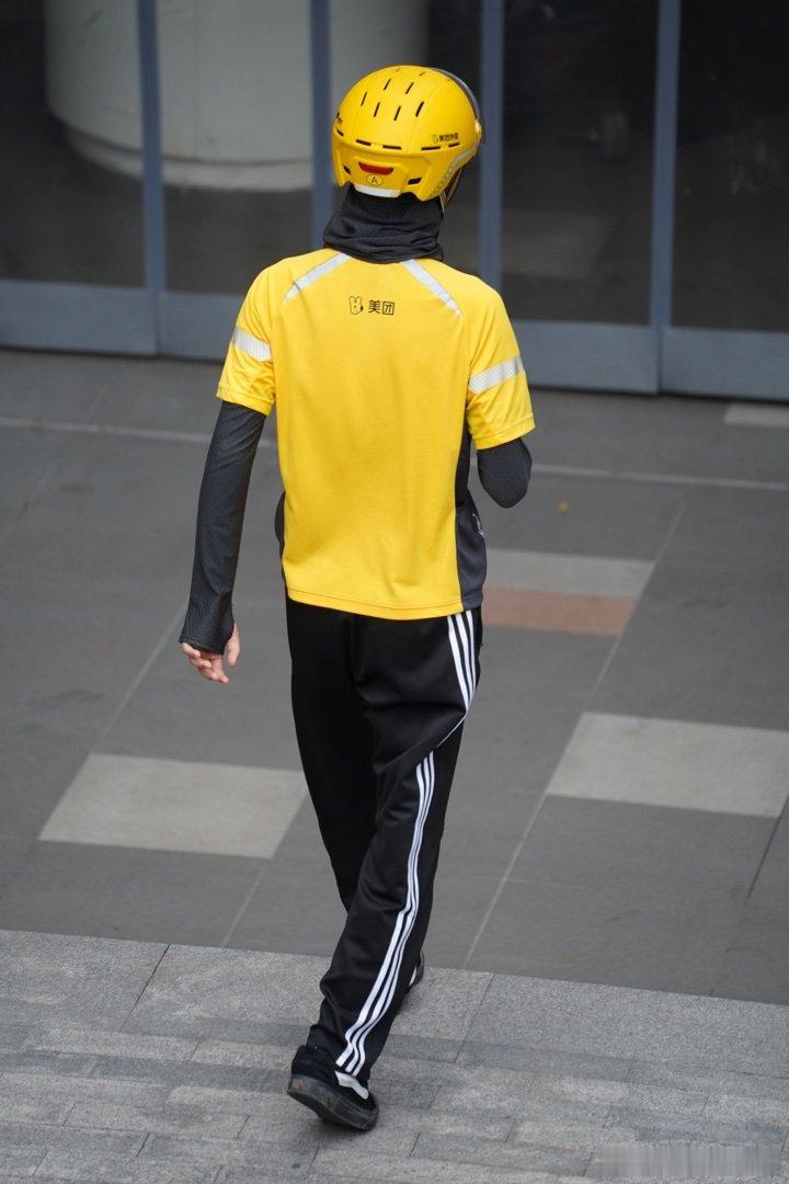 三道杠排扣裤👖还是很经典 