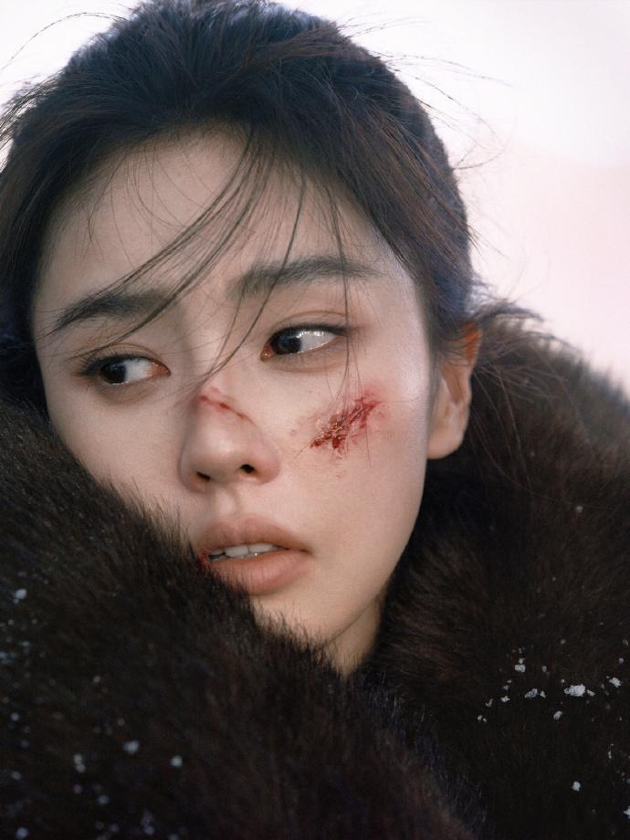 柳宗源给白鹿拍的泪目神图白鹿一个转头神图已出白鹿女装牛仔裤 柳宗源拍的这组图风格