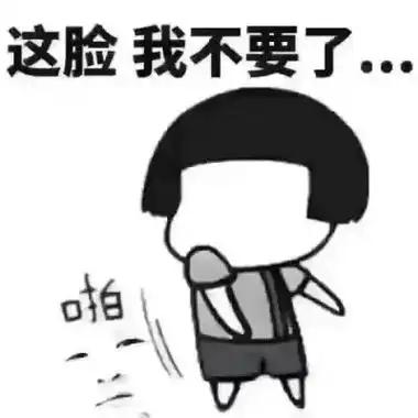 指着带鱼说“这是活的”，指着秋刀鱼说“这是天下的美味”，指着一大堆快递说“妈，快