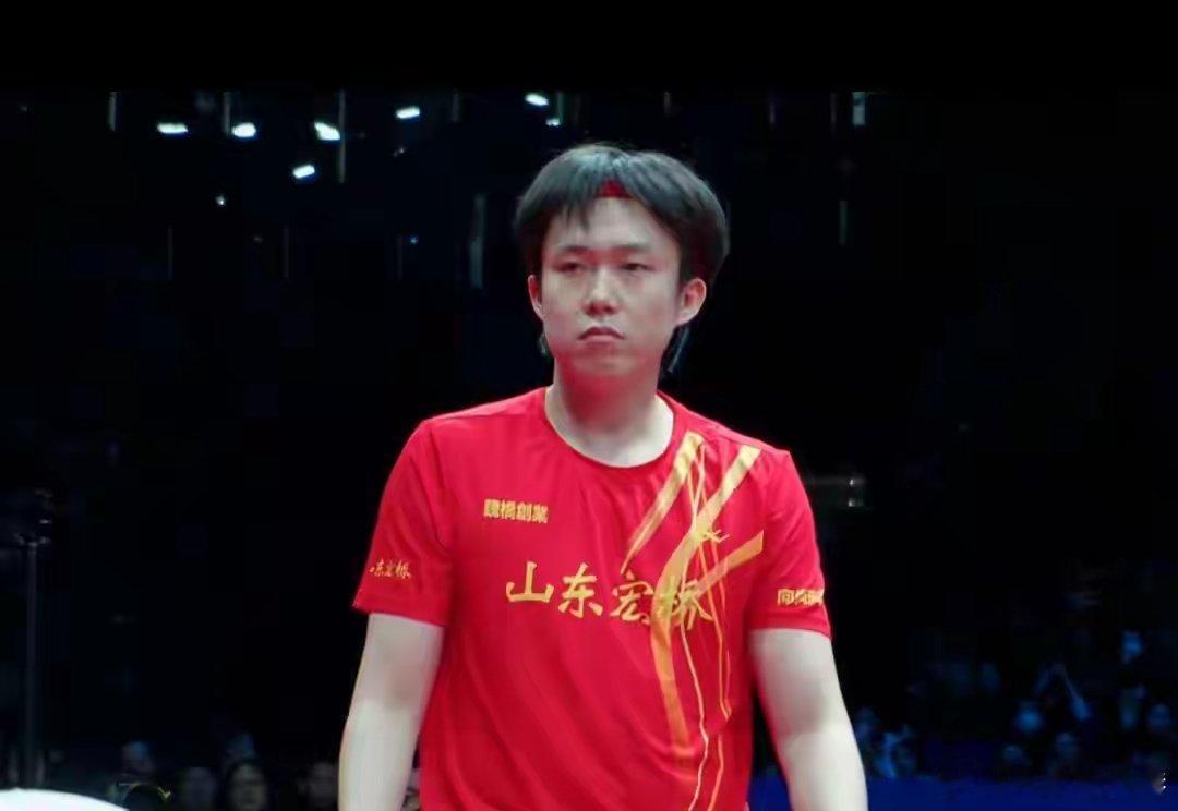 王楚钦3比0战胜赵子豪山东魏桥选手王楚钦状态拉满，以3-0完胜上海地产的赵子豪，