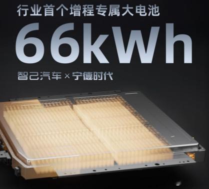 我发现很多人对增程似乎有一种错误的认知，增程发动机不能直驱不等于增程器启动只能给