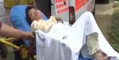 狠心抛夫弃子改嫁23年！如今瘫在床上怕拖累现任丈夫和小女儿，直接让医院把自己送到