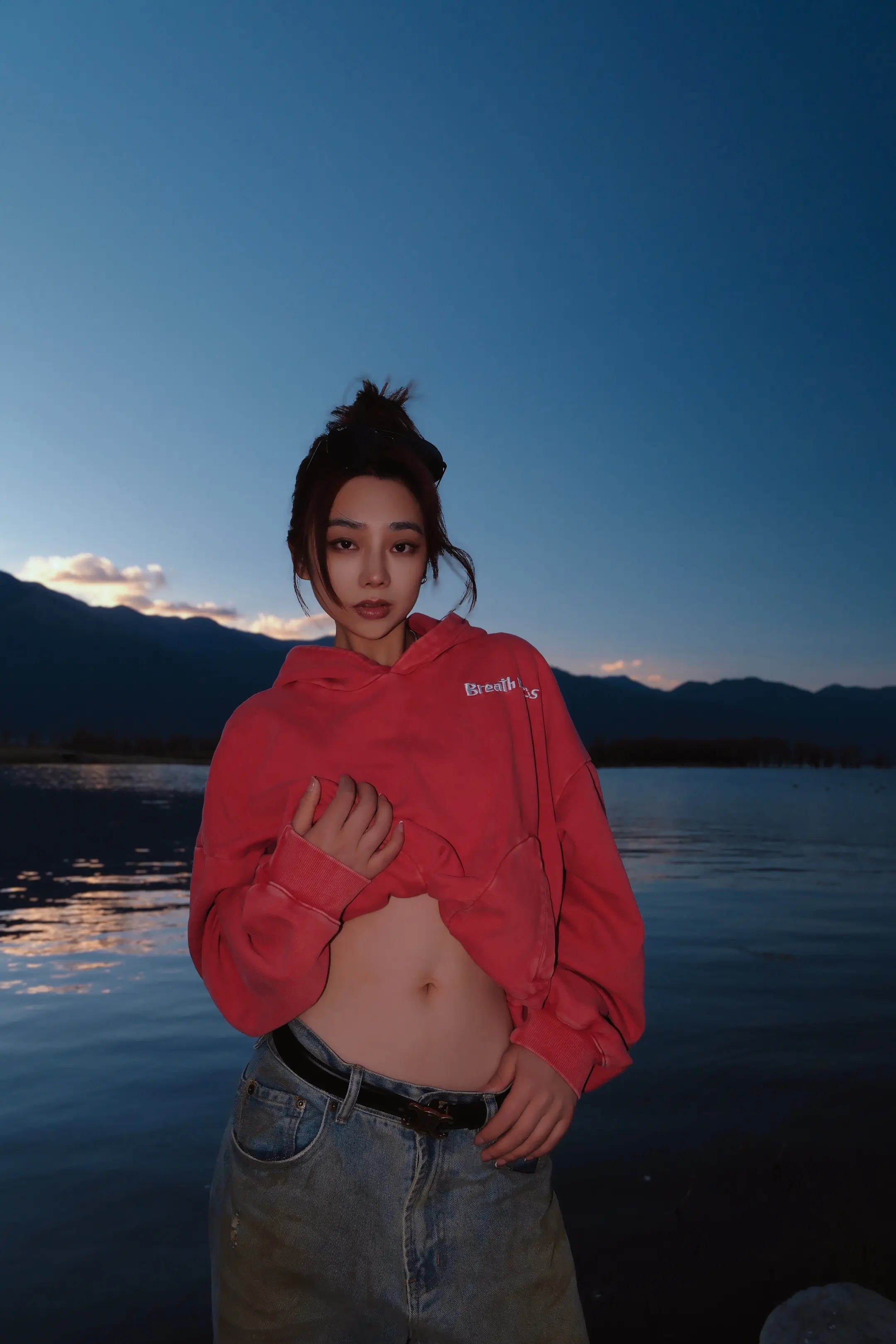 有病的是世界又不是我。