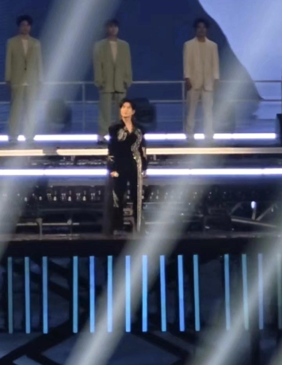 陈楚生和苏醒齐聚湖南卫视跨年晚会，彩排后全是惊喜啊！
陈楚生两《将进酒》和《庙堂