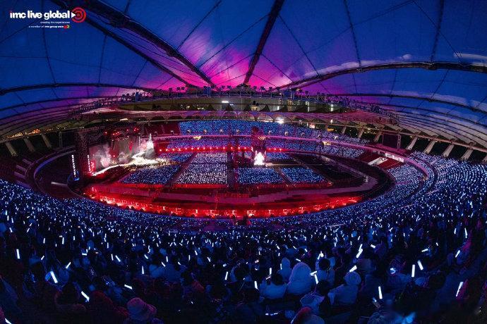 张韶涵玩家演唱会上海站张韶涵上海演唱会 真心建议备好纸巾，熟悉的旋律一出来，过往