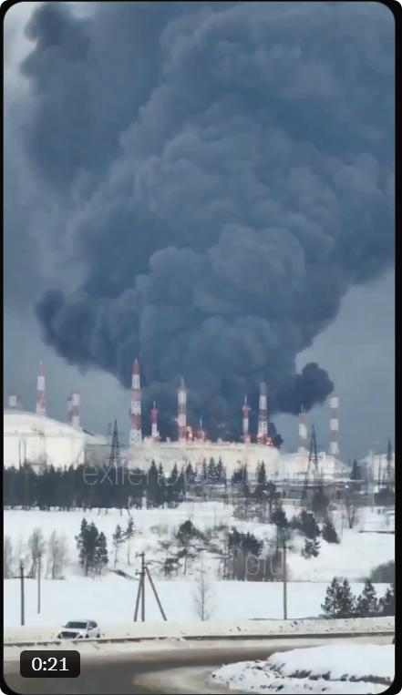 乌克兰 = 与北约两个成员国决裂。

2月23日，乌克兰国家安全局（特工）用无人