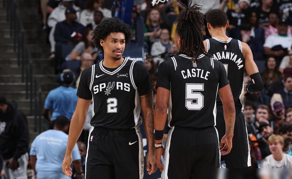 都以为马刺没戏了，波波维奇藏了一年的“核武器”终于引爆。文班亚马？你先歇着。