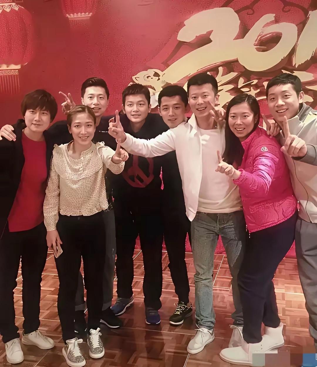 马龙：嘿，我总共获得过 26 个世界冠军呢，在赛场上多次捍卫荣耀，每一次夺冠都意