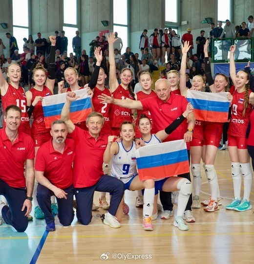 【U17俄罗斯女排解禁首战碾压夺冠】国际排坛战报速递 上周，俄罗斯U17女排在意