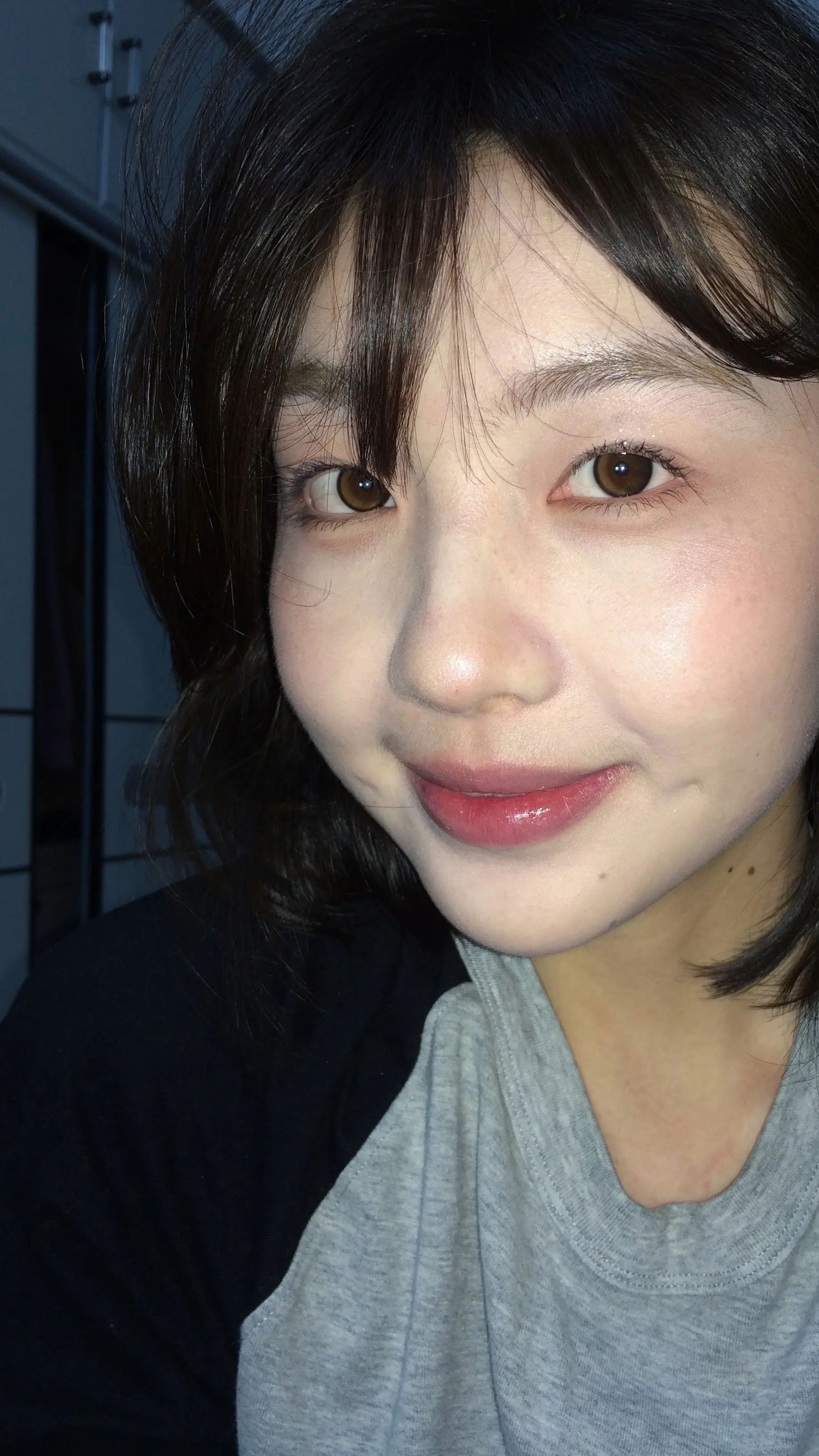 依旧粉底不涂脖子