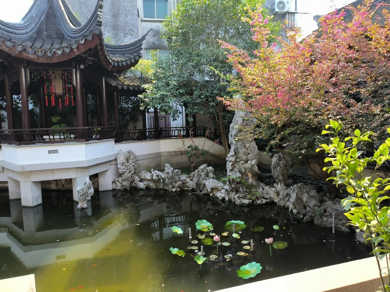 网传沈阳动车票下调，5月份广西高速公路收费又打折！都是为了推动内需，为民的好事！