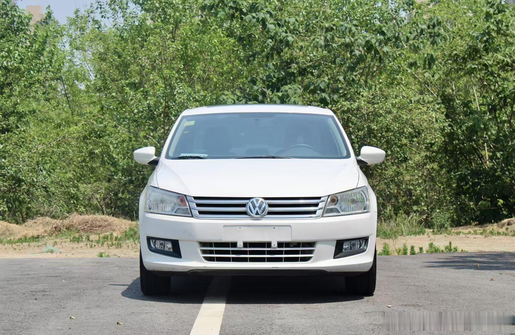 代步练手:2.X桑塔纳 1.6L 自动 豪华版2014年02🈷️上户  只有2