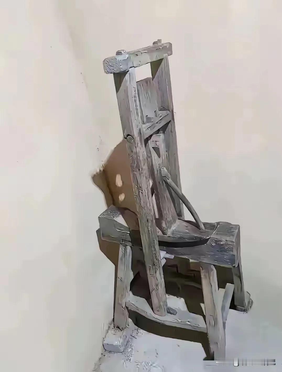 小伙伴们，见过吗？这到底是个啥老古董。