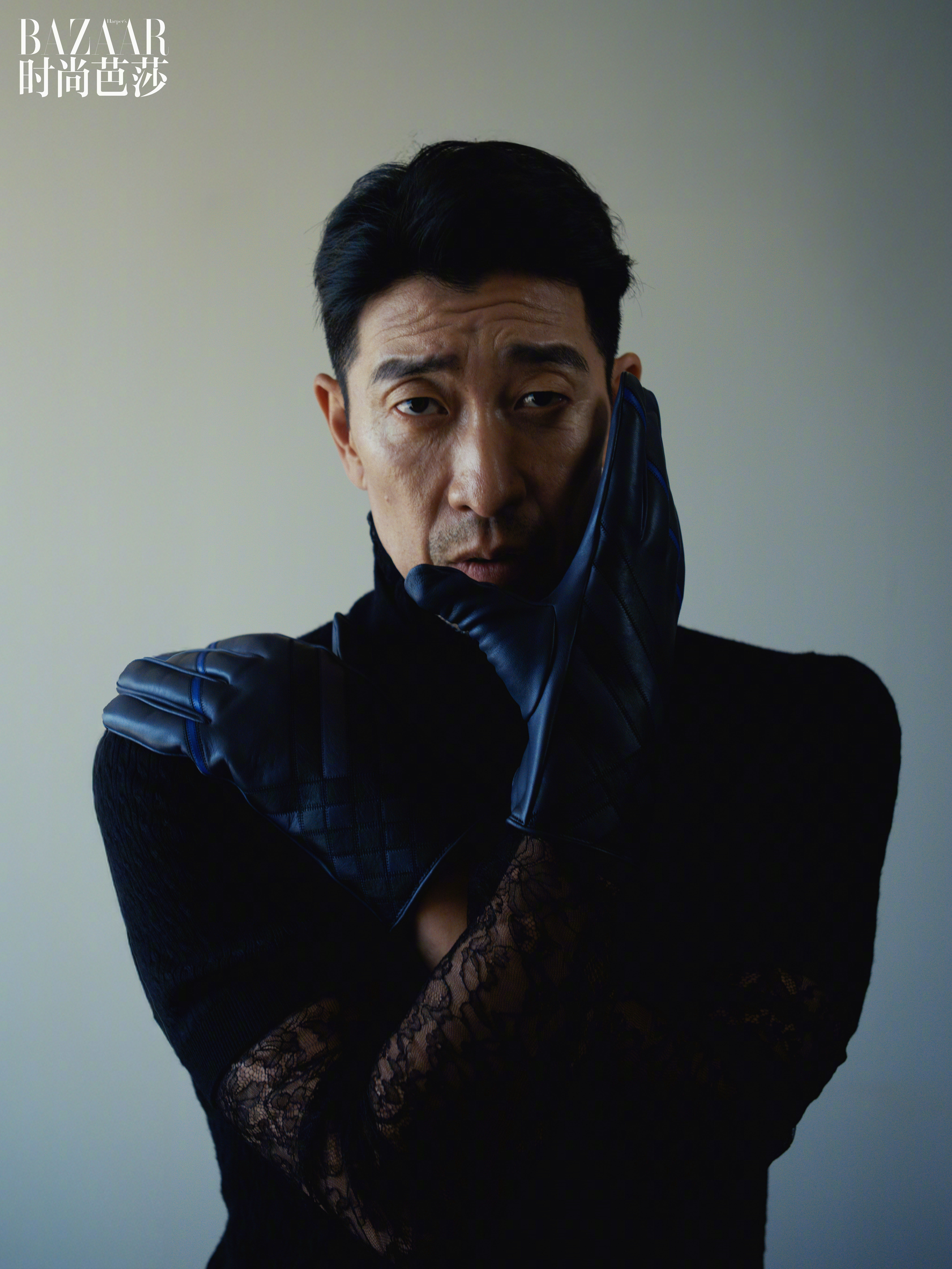 王千源在釜山海边 