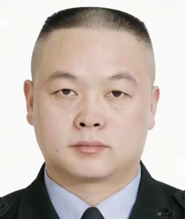 果然，真心换真心
我问我爸：一位普通的基层派出所所长，默默离开了，为什么会有这么