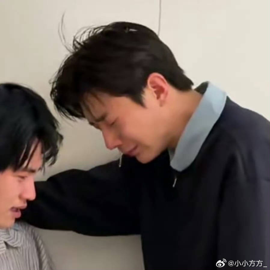 郝熠然  这个超话没救了 管理员都睡着了吧 还是在这骗我们zzp呢 老人味好浓 