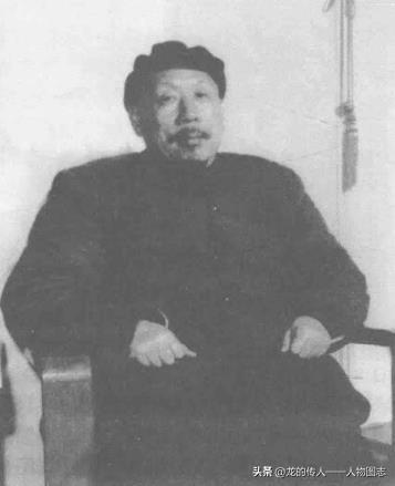 1965年10月，伍修权响应中共中央号召，下乡。这是1966年春节伍修权在安徽留