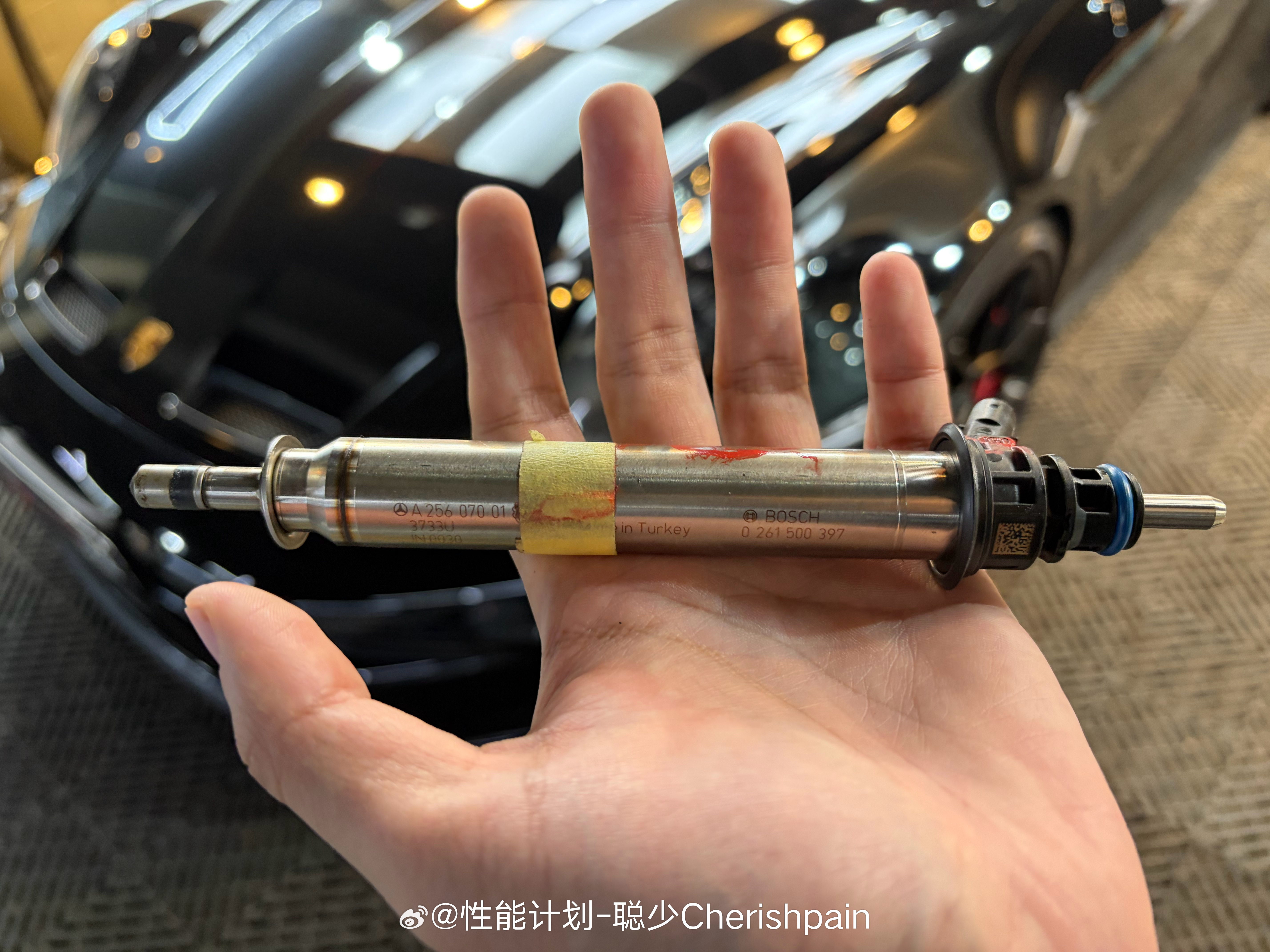 这两天给小63换喷油嘴一换就是八个4s价格5k一个连同八个火花塞一起换掉吧[思考