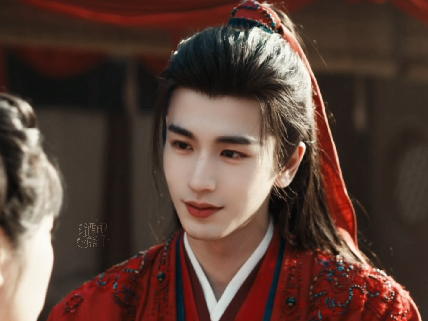 我不行了看一万遍也还是觉得这个婚服谢征帅飞了………逐玉开播