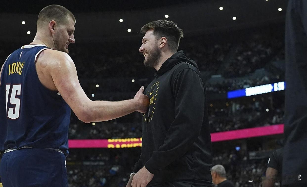 东契奇票王！西部全明星首发太恐怖：4国际球星+库里，这阵容怎么防？💥
 
🔥