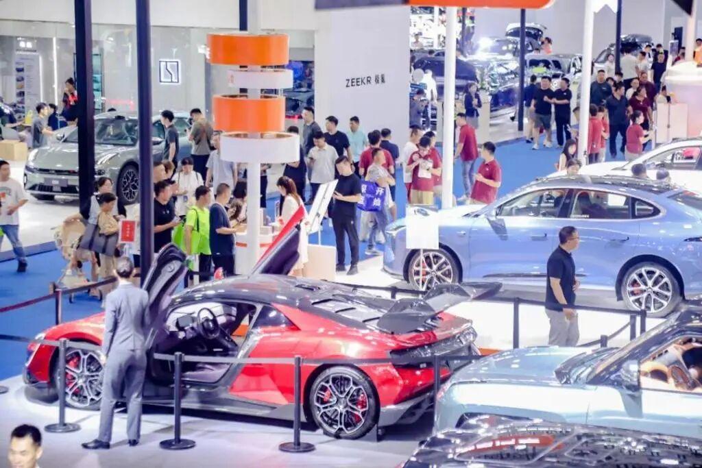 2025第十七届山东国际车展将于12月12日在青岛国际会展中心拉开大幕，并持续至