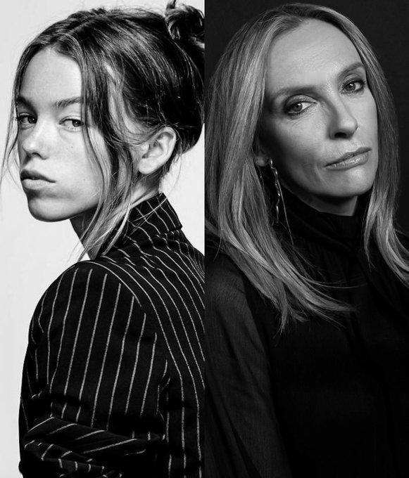 托尼·科莱特和米莉·阿尔科克将主演惊悚片《Hot Mother》，该片由《阿诺拉