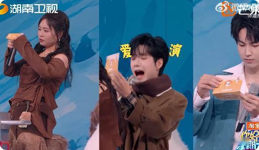 最先出卖郭俊辰的是他的耳朵郭俊辰的耳朵就是行走的 “心虚探测器”！抽完身份卡脸不