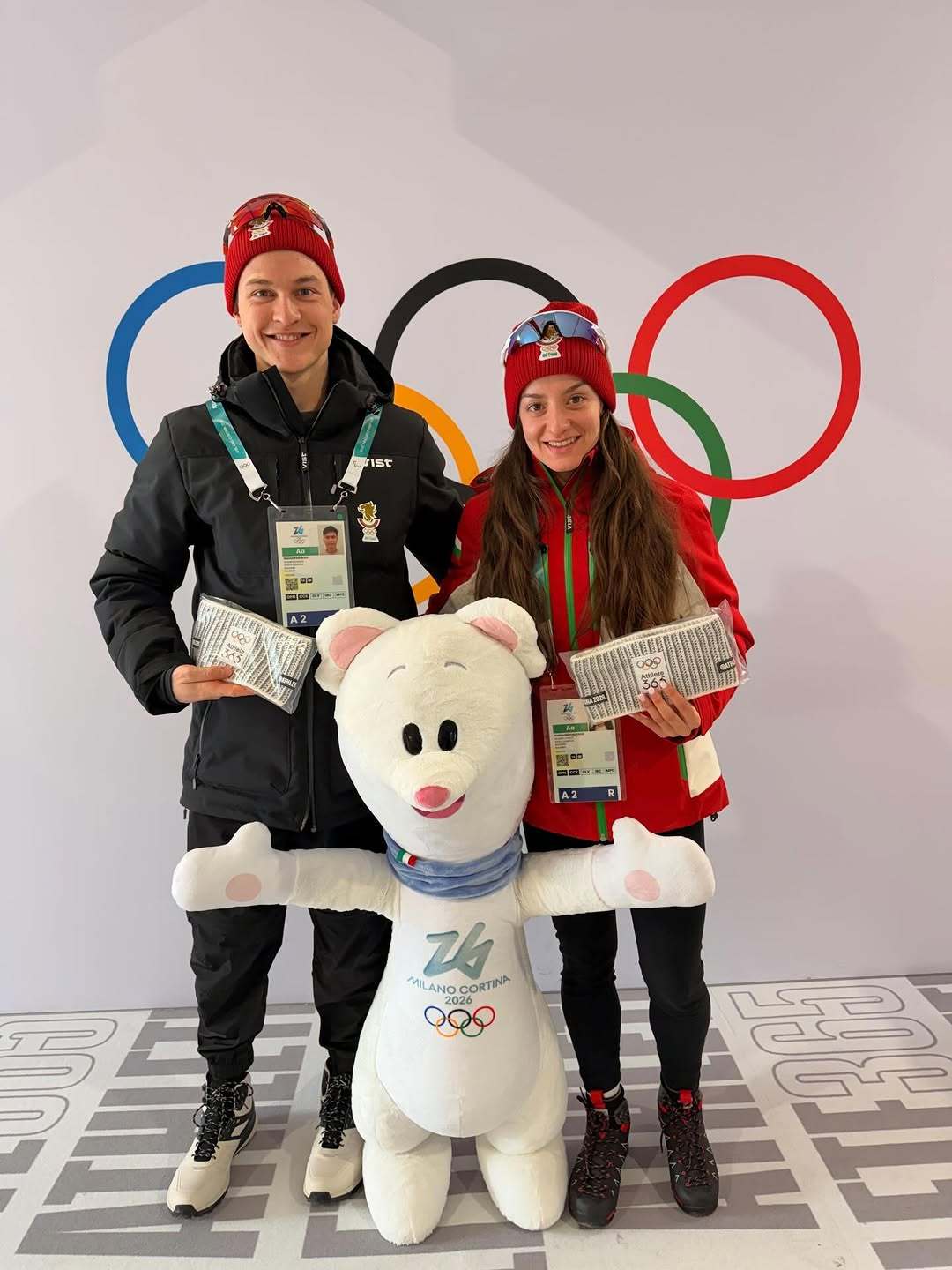 冬奥会 随着运动员们的入住，米兰科尔蒂纳冬奥会的奥运村热闹起来了，处处都是活力！