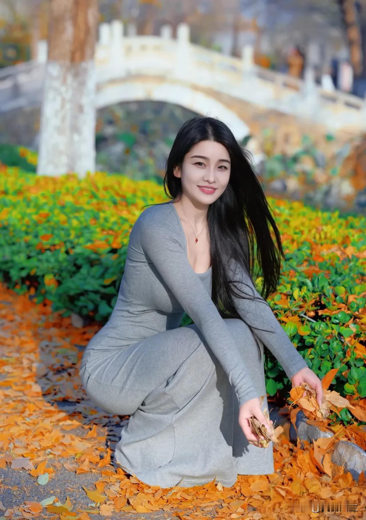 井陉大梁江村一日游
秋叶落知秋