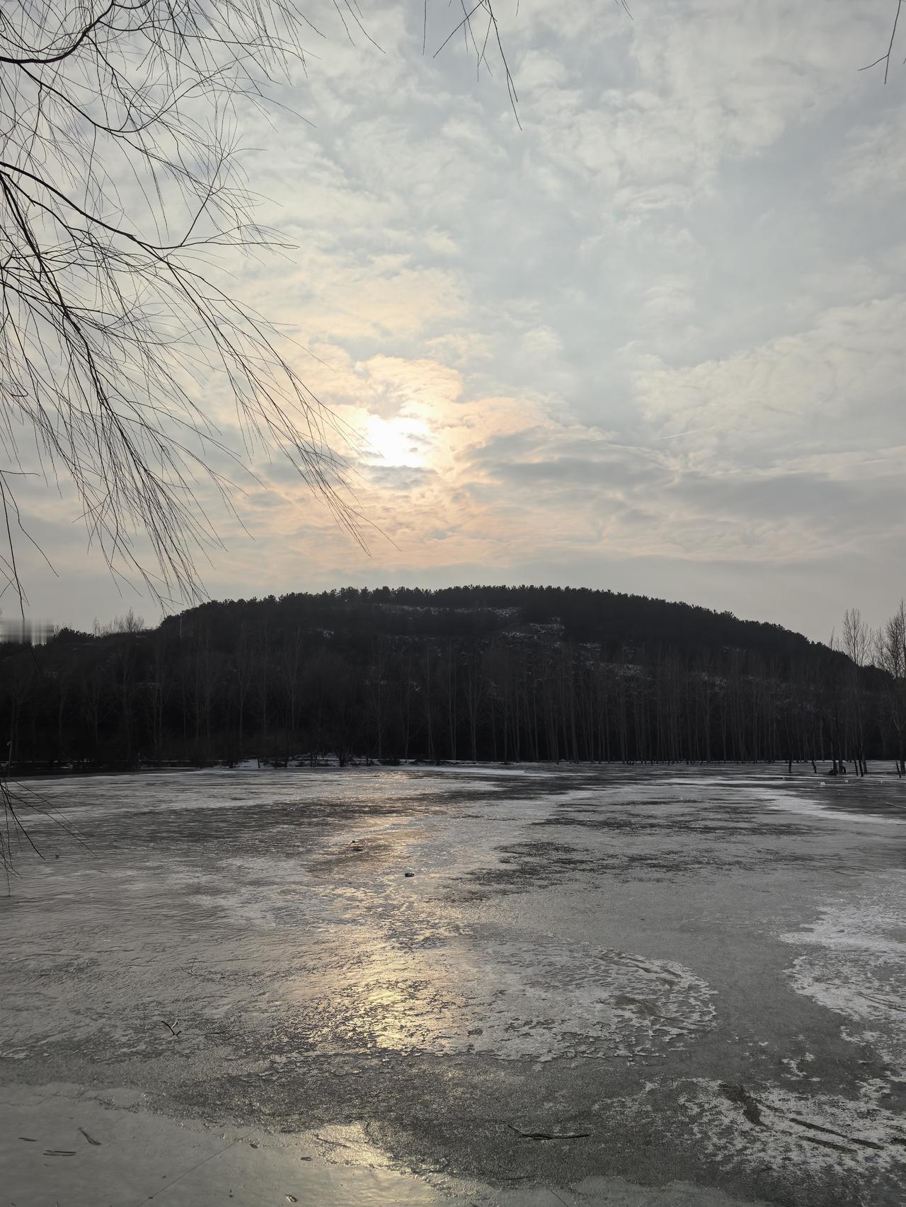 分享一张在路上的风景