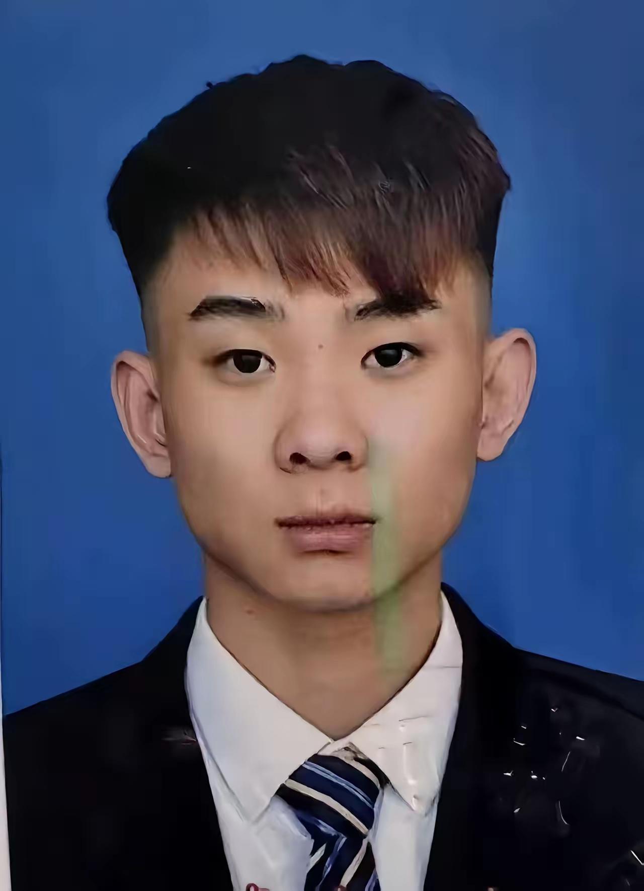 19岁少年救人牺牲，未满19岁的他，终究没能圆了军人梦
 
赵天源，男，汉族，2