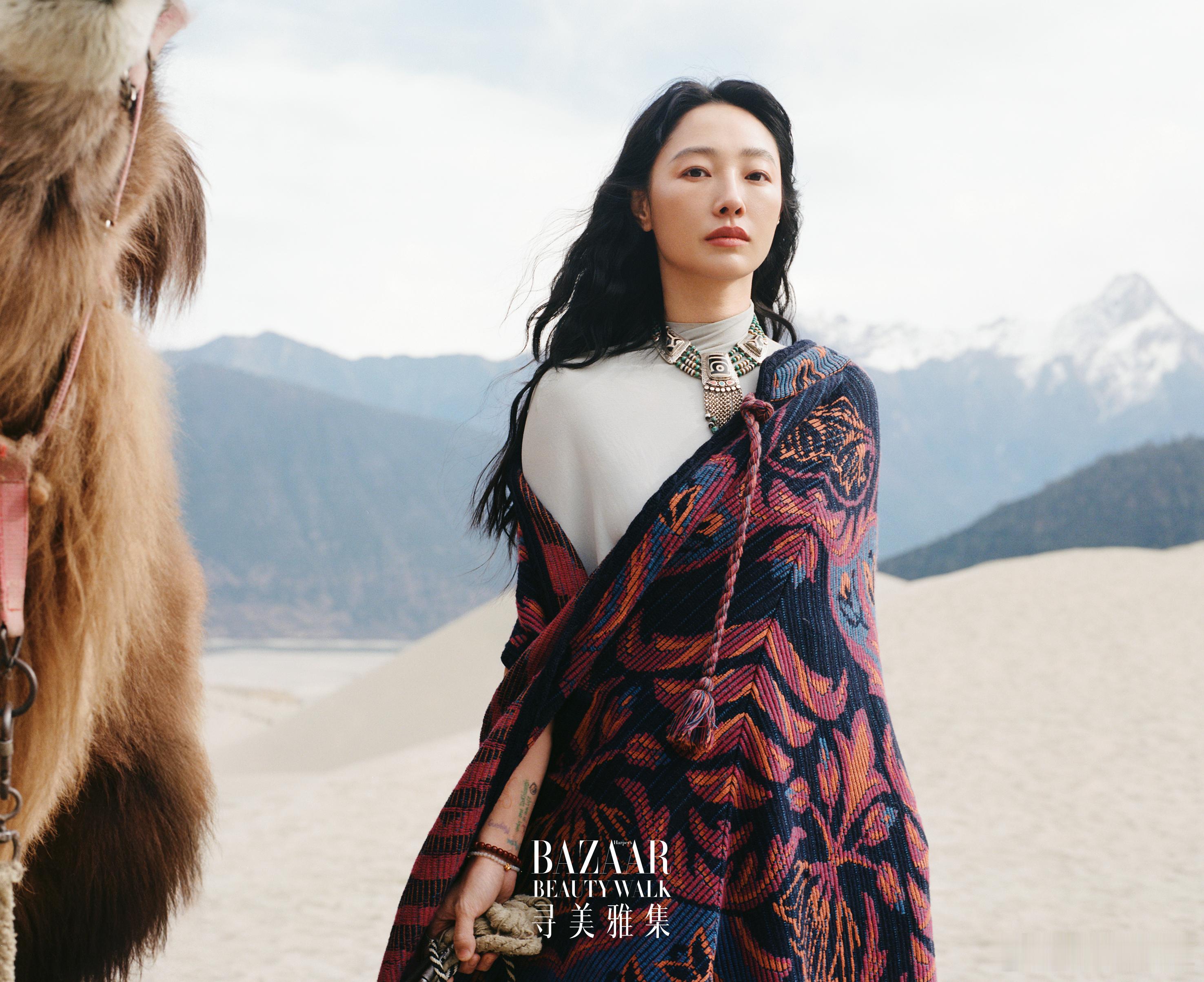 白百何在林芝从心出发·白百何身上的疗愈感白百合x时尚芭莎《寻美雅集BazaarB