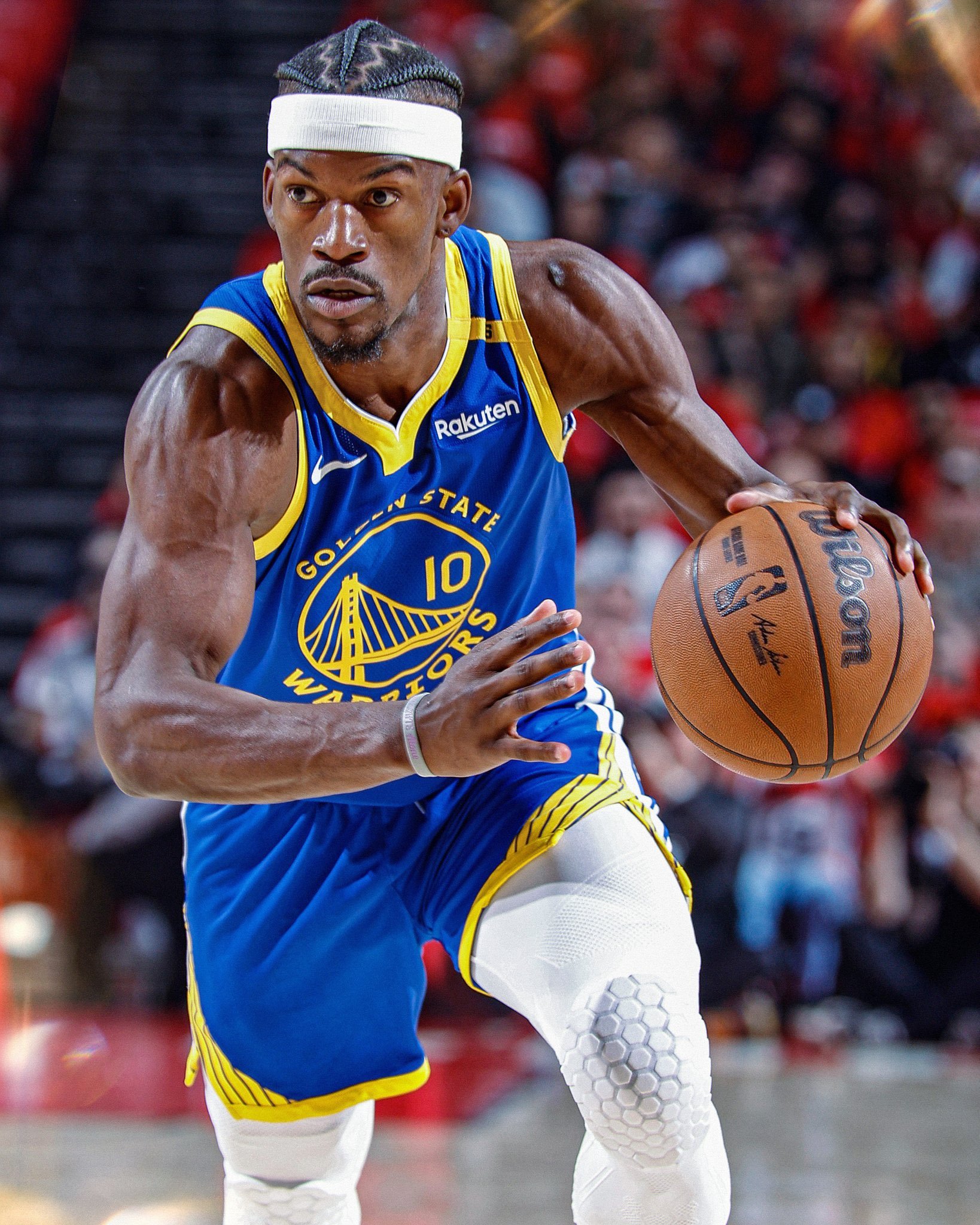 据联盟消息人士向ESPN透露，巴特勒被诊断出臀肌深挫伤，第三场比赛严重出战成疑。