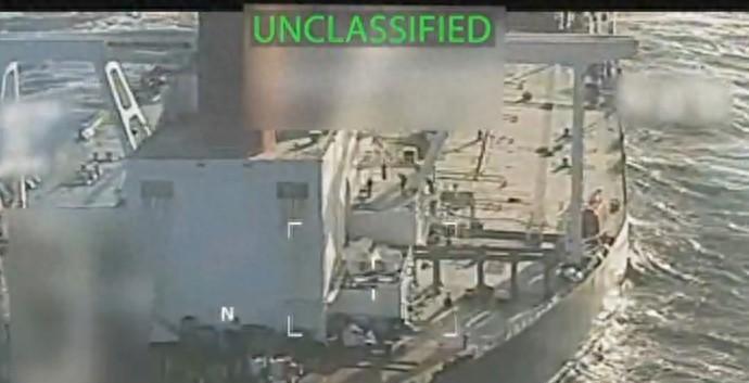 最近有消息说，一艘美国公司的油轮竟然在美国自己封锁的情况下，从委内瑞拉装了原油开