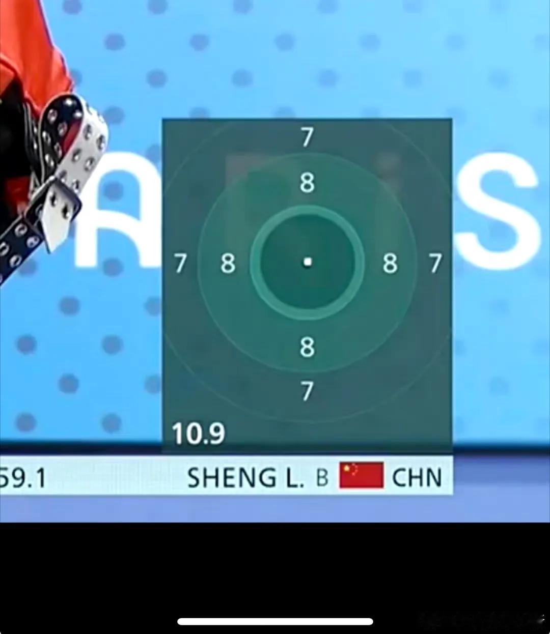 #奥运会上最准的一枪出现了# #成为冠军有多难# ，干饭哥10.9环的成绩！与靶
