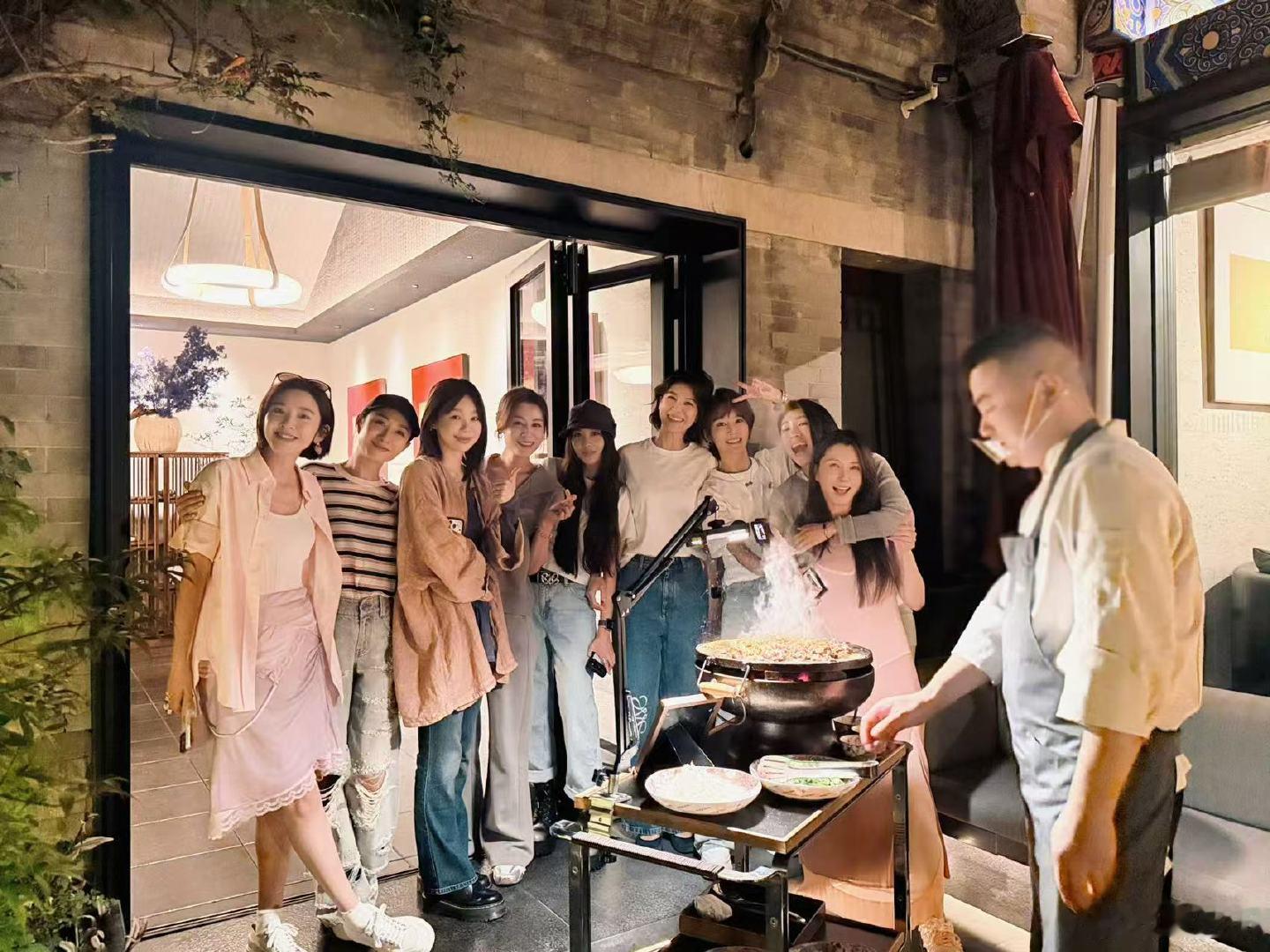 唐艺昕浪姐售后 好权威吧！！ 唐艺昕浪姐售后唐艺昕浪姐聚会 ​​​