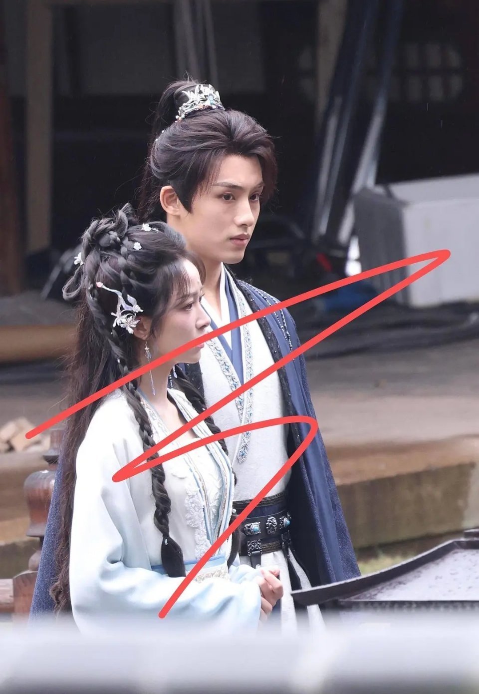 是不是暴露面部缺点了 ​​​