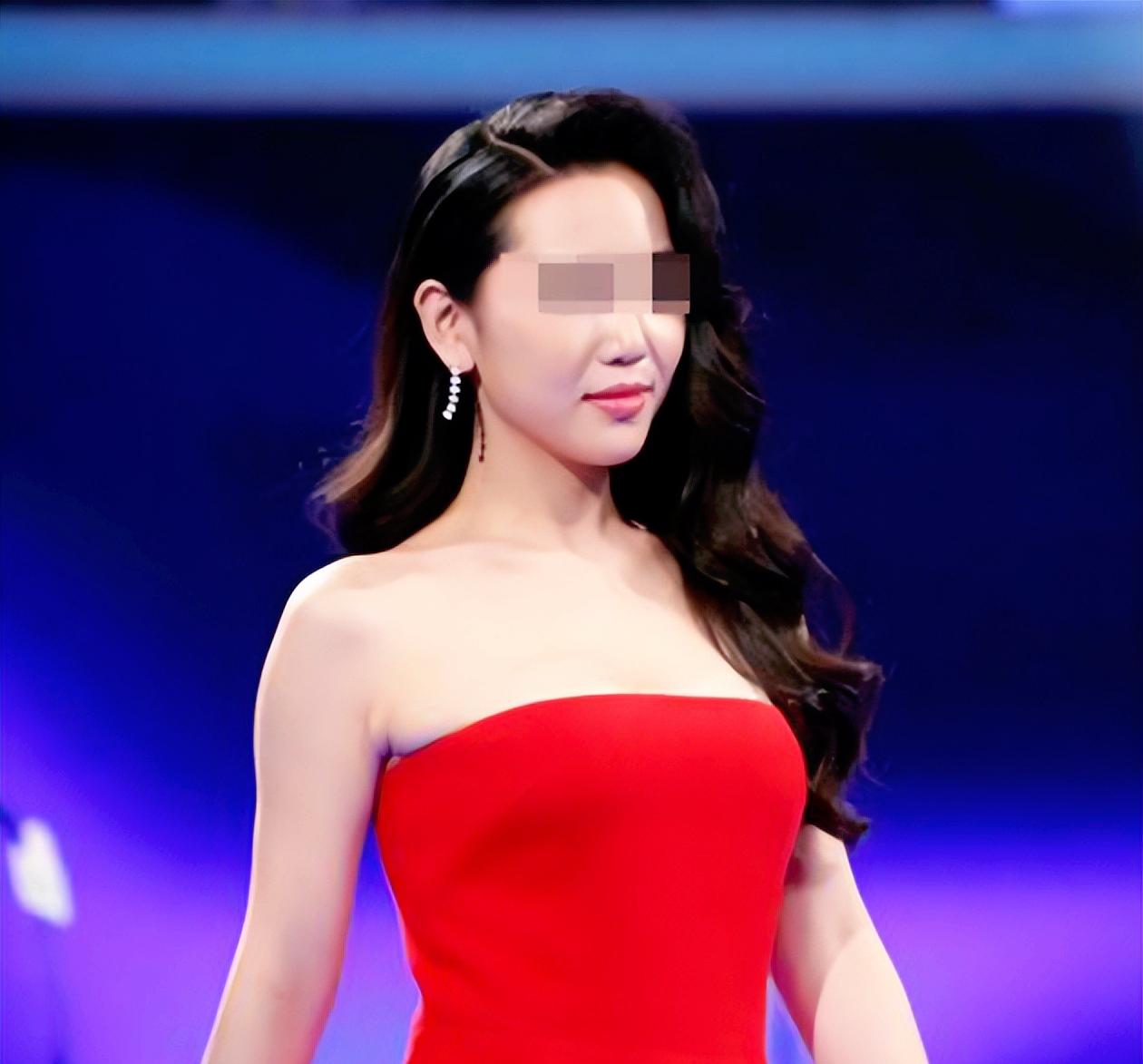 男嘉宾说"和土地打交道"被全场灭灯，孟非一句话让女嘉宾集体沉默

男嘉宾刚说出"