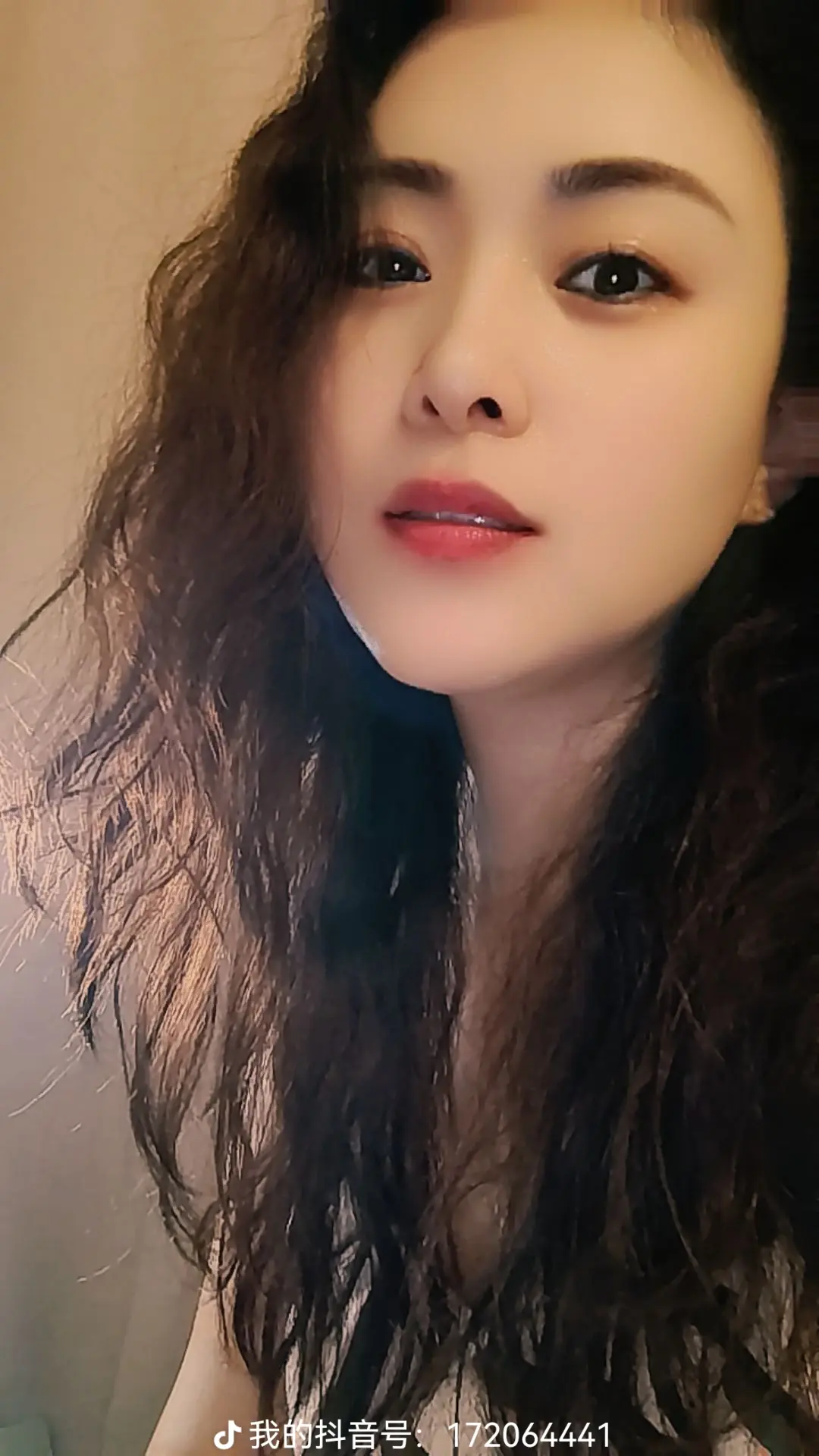 一个人喝点，微微熏，浅浅醉，享受这一刻的美好！