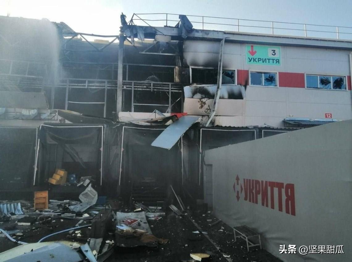 7.5日夜第聂伯罗彼得罗夫斯克市另一家 Nova Poshta 分拣终端遭攻击。